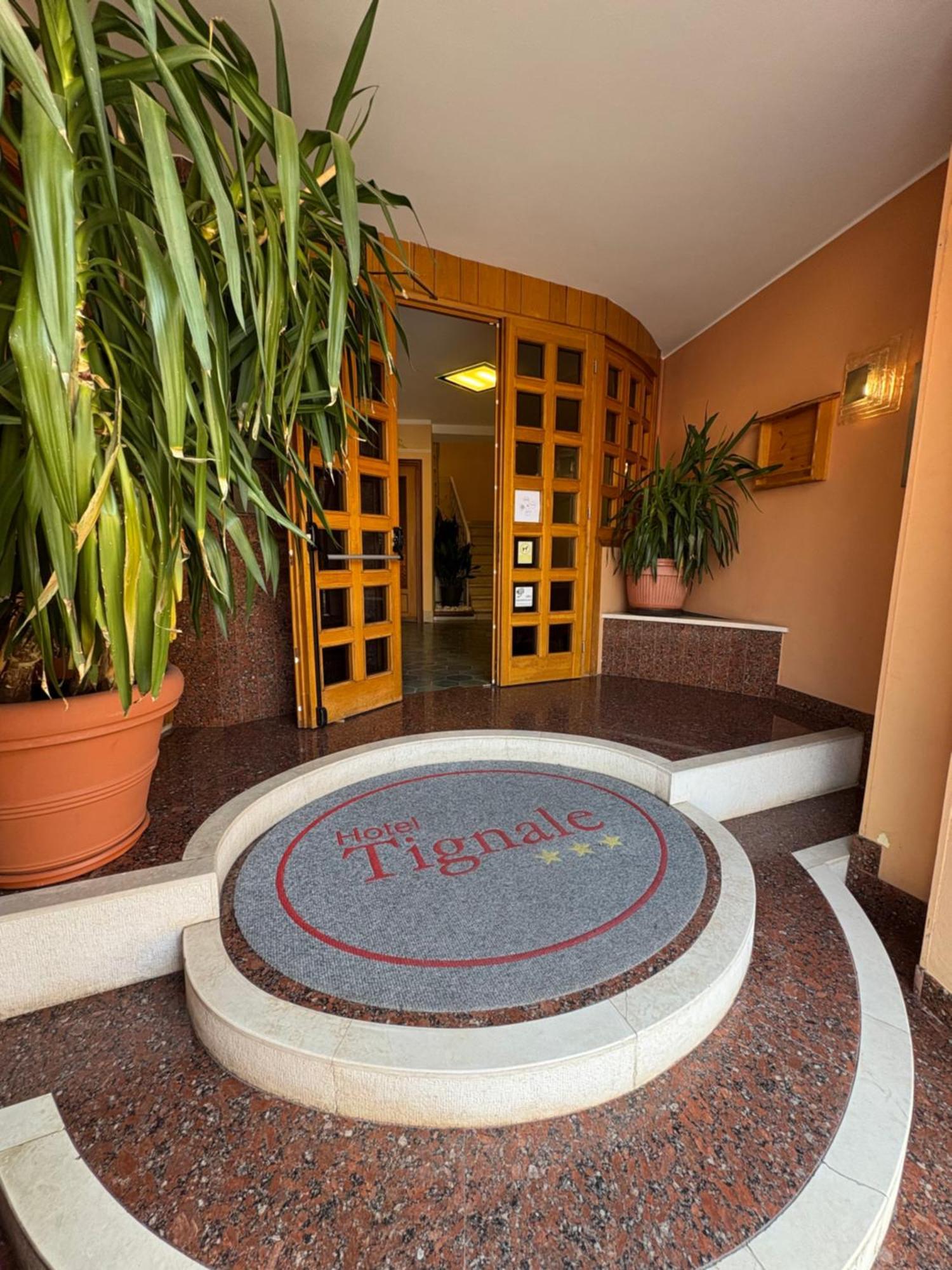 Garni Hotel Tignale Exterior foto